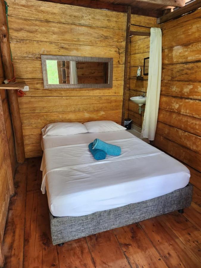 El Almendron Beach Hostel Guachaca Εξωτερικό φωτογραφία