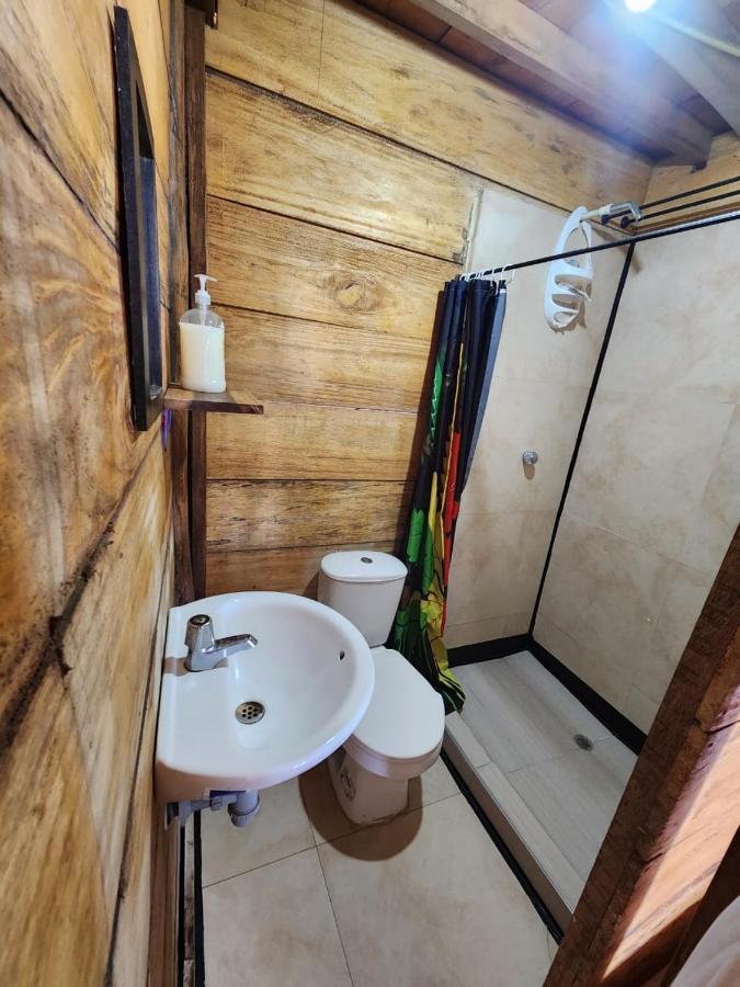 El Almendron Beach Hostel Guachaca Εξωτερικό φωτογραφία