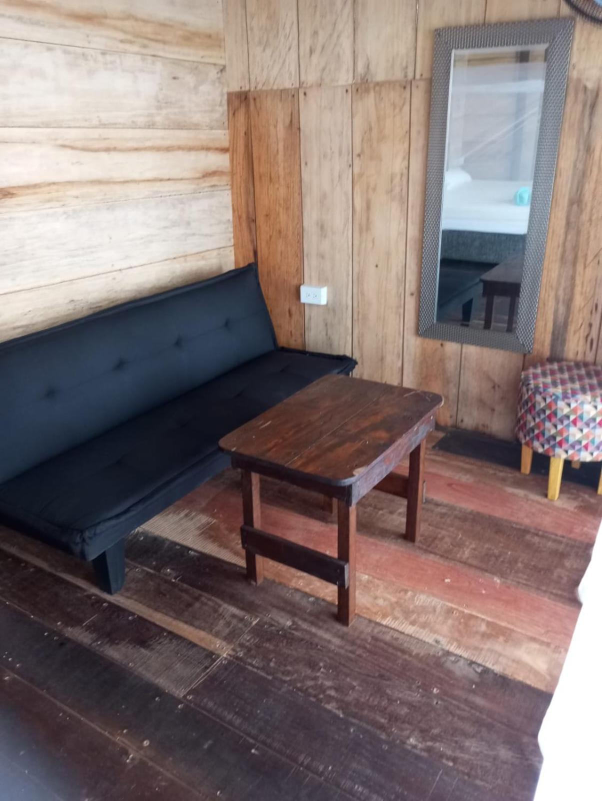 El Almendron Beach Hostel Guachaca Εξωτερικό φωτογραφία